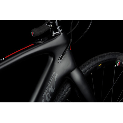 Vélo électrique course carbone 700 WILIER 2021 Cento1 Hybrid Disc Ult 250 rouge brillant décor gris et noir