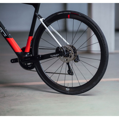  Vélo course 700 carbon - WILIER 2023 Garda Disc Ultégra 11v RS171 - noir mat décor rouge et blanc : 2x11v