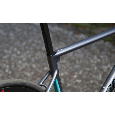 Vélo course 700 carbon - WILIER  Zéro SL Disc - noir décor rouge : 2x12v 48x35/10x33