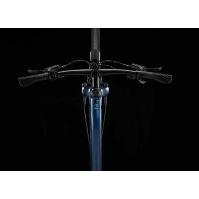 Vélo électrique vtc urbain 28p alu - TREK 2023 FX+ 2 Stagger 250 - Mulsanne Blue décor argent : cadre ouvert