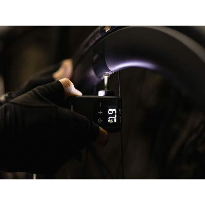 Pompe à air électrique TOPEAK sans fil usb E-Booster Digital Mini 8 Bars/120 Psi